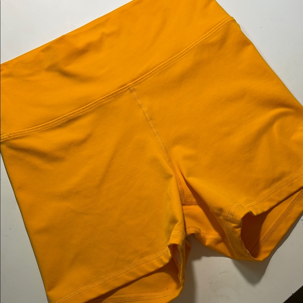 Women's Fleo Shorts True High 4”